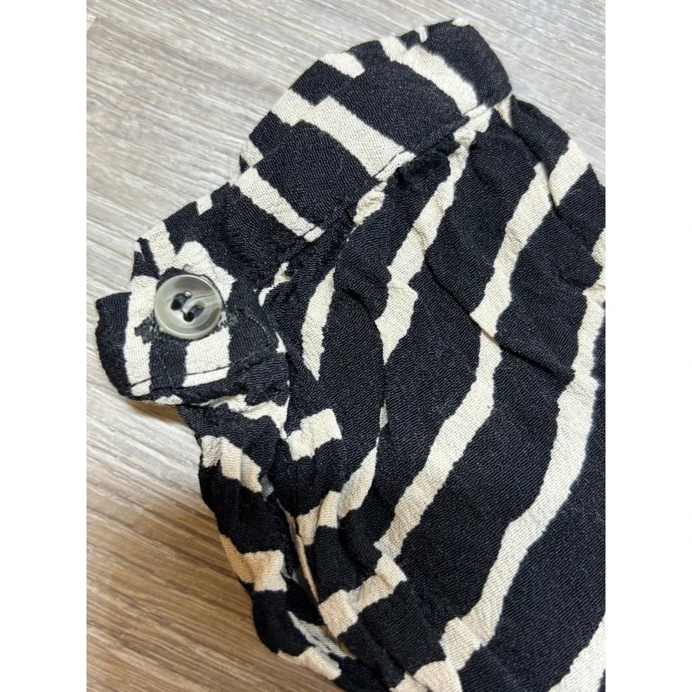 Used H&M Womens Black White Zebra Print Long Sleeve Top US Size 8 Excellent Cond - Picture 6 of 8